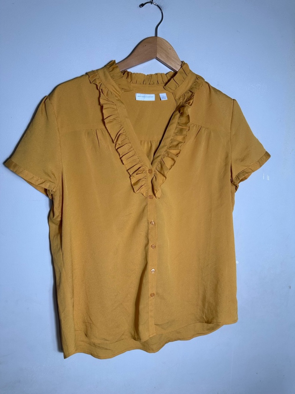 Bundle of 6 Mixed Women's Blouses - Picture 9 of 14